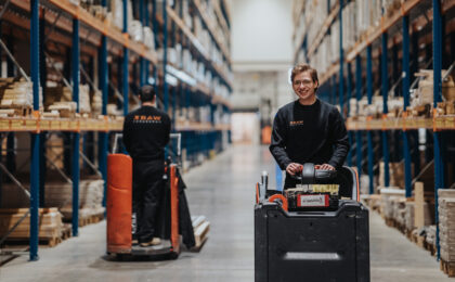 magazijnmedewerker, orderpicker. Poolse medewerker in Nederland